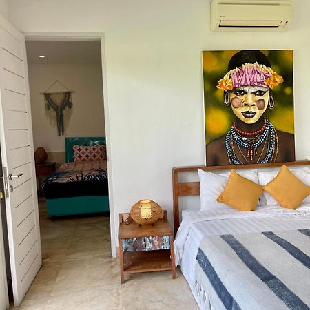 Private Suite In A Kids Friendly Big Shared Villa In Canggu 외부 사진