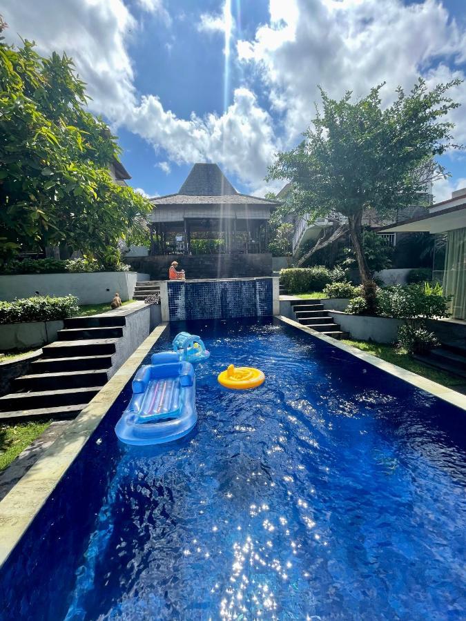 Private Suite In A Kids Friendly Big Shared Villa In Canggu 외부 사진