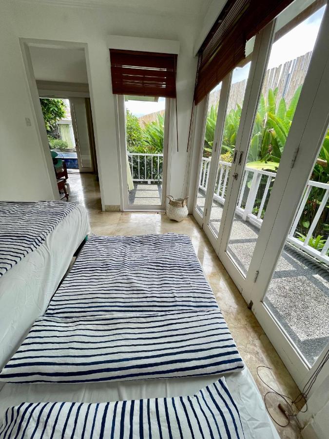 Private Suite In A Kids Friendly Big Shared Villa In Canggu 외부 사진