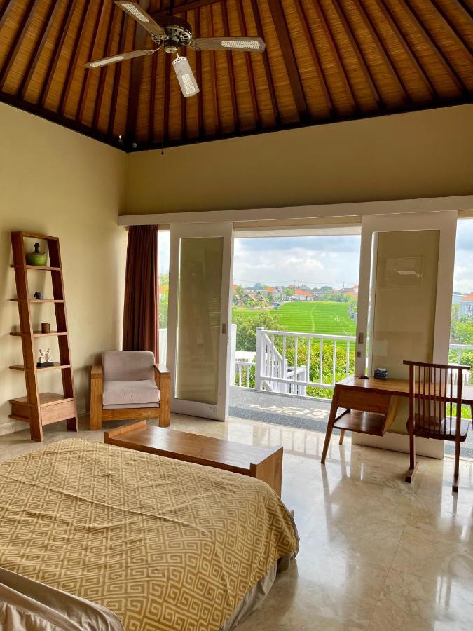 Private Suite In A Kids Friendly Big Shared Villa In Canggu 외부 사진