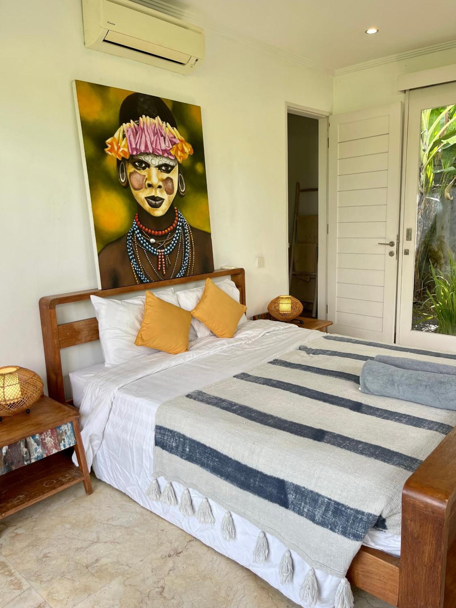 Private Suite In A Kids Friendly Big Shared Villa In Canggu 외부 사진