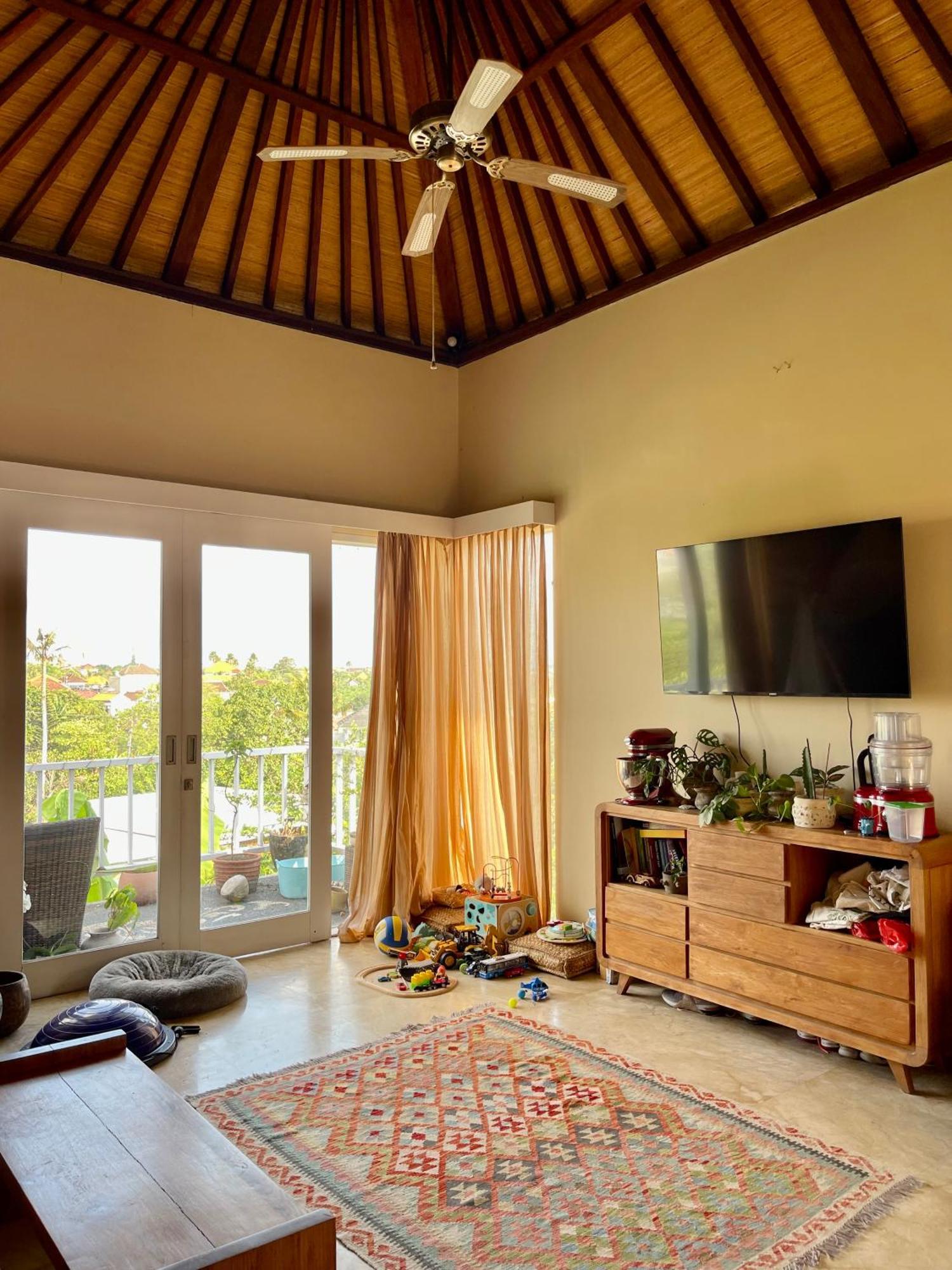 Private Suite In A Kids Friendly Big Shared Villa In Canggu 외부 사진